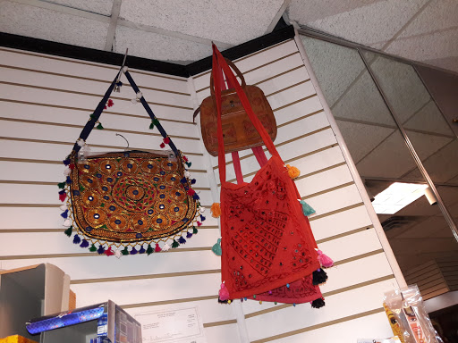 Book Store «Hilal Books & Imports», reviews and photos, 6541 Woodward Ave, Detroit, MI 48202, USA