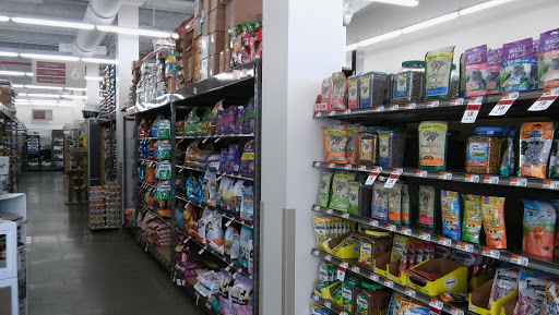 Pet Supply Store «Pet Supplies Plus», reviews and photos, 135-25 79th St, Howard Beach, NY 11414, USA