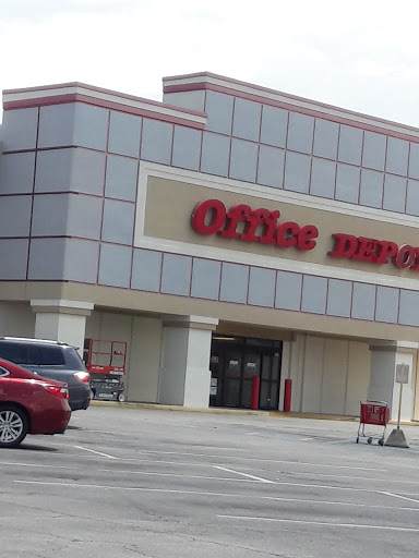 Shopping Mall «Dutch Square Mall», reviews and photos, 421 Bush River Rd, Columbia, SC 29210, USA