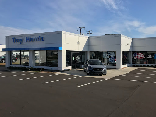 Honda Dealer «Troy Honda», reviews and photos, 1835 Maplelawn Dr, Troy, MI 48084, USA