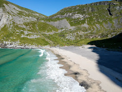 Zdjęcie Plaża Kvalvika dziki obszar