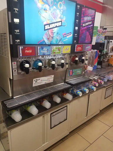 Convenience Store «7-Eleven», reviews and photos, 6100 S Apopka Vineland Rd, Orlando, FL 32819, USA