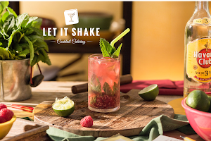 LET IT SHAKE Cocktail Catering image