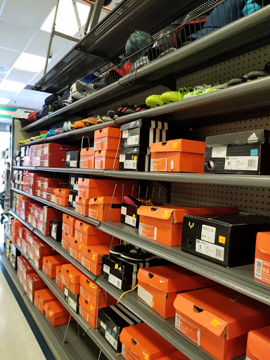 Sporting Goods Store «Big 5 Sporting Goods», reviews and photos, 2259 N Fremont St, Monterey, CA 93940, USA