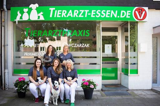Annette Baltes Owczarzak vet unter Essen, 