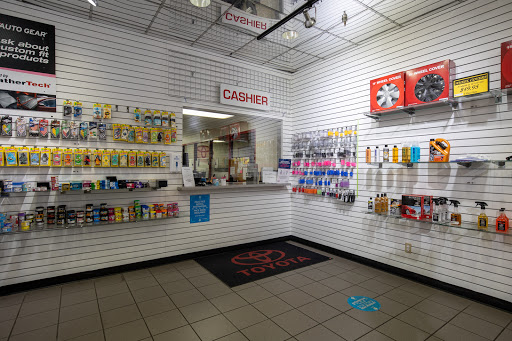 Toyota Dealer «AutoNation Toyota Buena Park», reviews and photos, 6400 Beach Blvd, Buena Park, CA 90621, USA