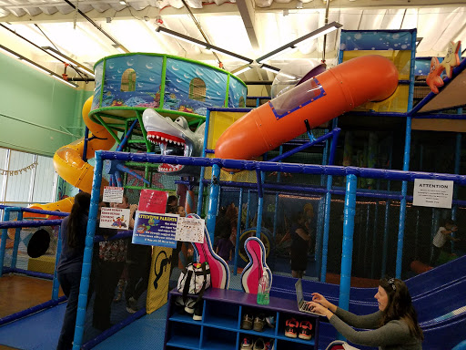 Shopping Mall «Fairway Park Shopping Center», reviews and photos, 31109 Mission Blvd, Hayward, CA 94544, USA