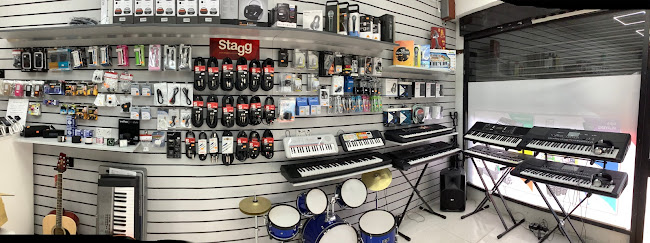 Reviews of MUSIC BUZZ in London - Music store