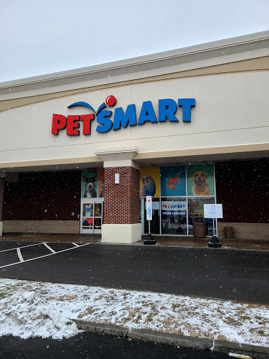 Pet Supply Store «PetSmart», reviews and photos, 3401 Erie Blvd E, Syracuse, NY 13214, USA