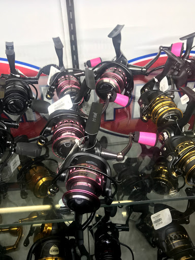 Outdoor Sports Store «Tampa Fishing Outfitters», reviews and photos, 3916 W Osborne Ave, Tampa, FL 33614, USA