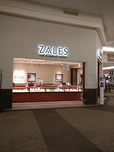 Jewelry Store «Zales - The Diamond Store», reviews and photos, 8251 Flying Cloud Dr, Eden Prairie, MN 55344, USA