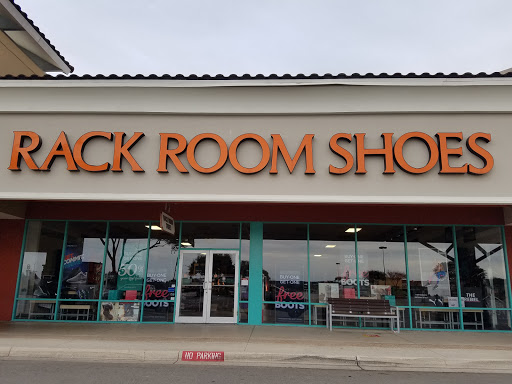 Rack Room Shoes, 4015 S Interstate Hwy 35 #326, San Marcos, TX 78666, USA, 