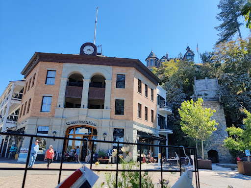 Grocery Store «Roche Harbor Grocery Store», reviews and photos, 248 Reuben Memorial Dr, Friday Harbor, WA 98250, USA