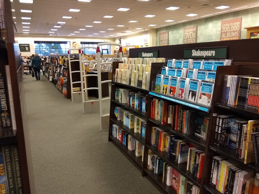 Book Store «Barnes & Noble», reviews and photos, 2960 Center Valley Pkwy, Center Valley, PA 18034, USA