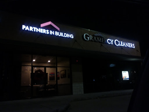 Dry Cleaner «Gramercy Cleaners - Houston dry cleaners», reviews and photos, 4102 Richmond Ave, Houston, TX 77027, USA