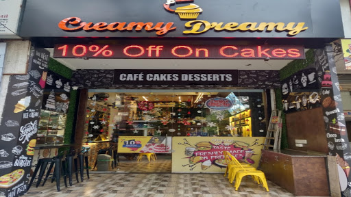 Creamy Dr Eamy Cake N Cafe