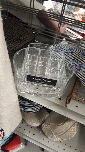 Shopping Mall «One Hundred Oaks Mall», reviews and photos, 719 Thompson Ln, Nashville, TN 37204, USA