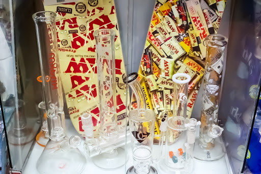 Tobacco Shop «Ace Tobacco Shop», reviews and photos, 2501 Lake Ave, Altadena, CA 91001, USA