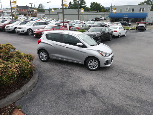 Chevrolet Dealer «Bill Gatton Chevrolet-Cadillac», reviews and photos, 1000 W State St, Bristol, TN 37620, USA