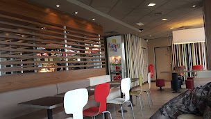 Photo n°12 de McDonald's à Saint-Dié-des-Vosges ()