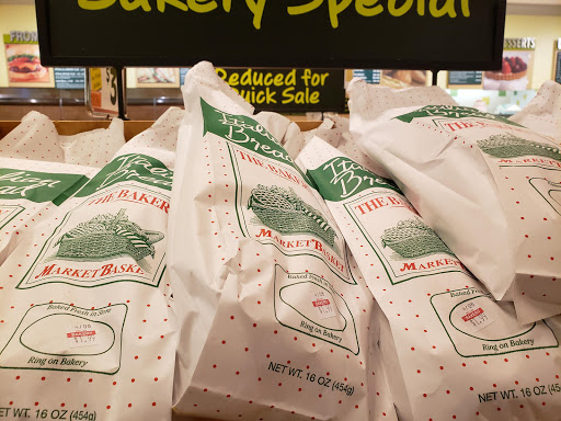 Grocery Store «Market Basket», reviews and photos, 5 Garden Ln, Londonderry, NH 03053, USA