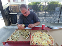 Plats et boissons du Pizzeria De L'écluse - Au feu de bois / Distributeur de pizza 24h/24 7j/7 à Castelnaudary - n°11