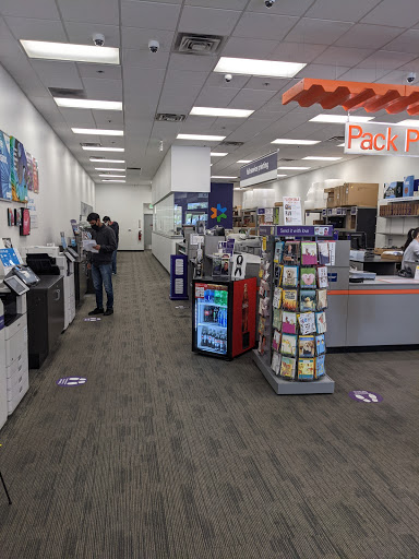 Print Shop «FedEx Office Print & Ship Center», reviews and photos, 257 W Calaveras Blvd, Milpitas, CA 95035, USA