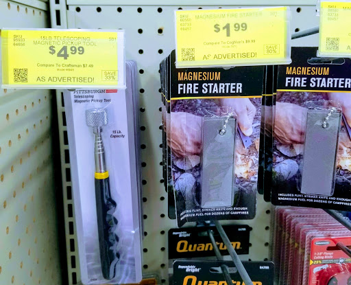 Hardware Store «Harbor Freight Tools», reviews and photos, 15800 SE McLoughlin Blvd, Milwaukie, OR 97267, USA