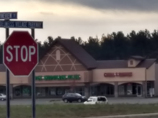 Pet Supply Store «Pet Supplies Plus», reviews and photos, 652 Edelweiss Village Pkwy, Gaylord, MI 49735, USA