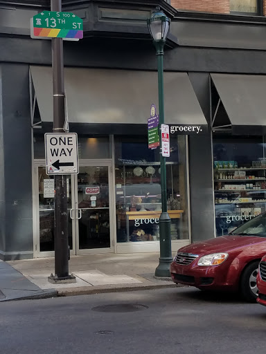 Grocery Store «Grocery», reviews and photos, 101 S 13th St, Philadelphia, PA 19107, USA
