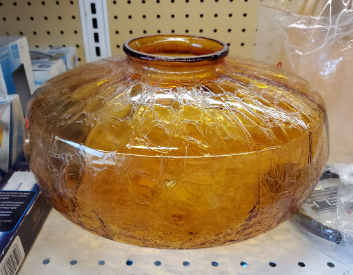 Clothing Store «St. Vincent de Paul Retail Thrift Store», reviews and photos, 333 Pacific Hwy W, Junction City, OR 97448, USA