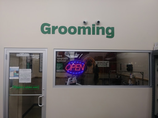 Pet Supply Store «Pet Supplies Plus», reviews and photos, 2801 Wade Hampton Blvd #100, Taylors, SC 29687, USA