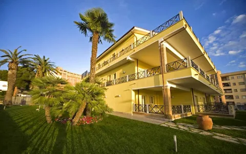 Hotel Villa Tirreno image