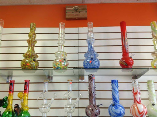 Tobacco Shop «Up N Smoke», reviews and photos, 6077 Rawsonville Rd, Belleville, MI 48111, USA