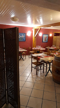 Atmosphère du Restaurant français La Niflette à Verneuil-l'Étang - n°2