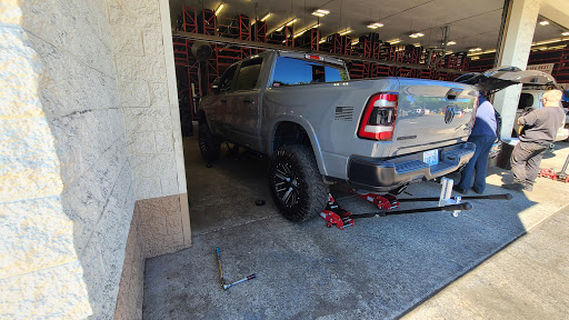 Tire Shop «Discount Tire Store - Vancouver, WA», reviews and photos, 8120 NE Vancouver Plaza Dr, Vancouver, WA 98662, USA