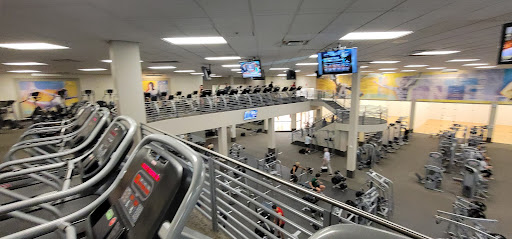 Gym «LA Fitness», reviews and photos, 3029 Forest Ln, Dallas, TX 75234, USA