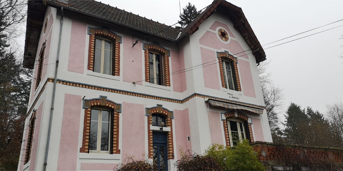 La Maison de Mamie at Strawberry Hill à Chissey-en-Morvan (Saône-et-Loire 71)