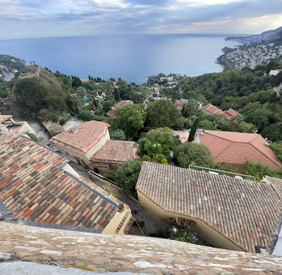 Place des 2 freres, roquebrune saint martin à Roquebrune-Cap-Martin