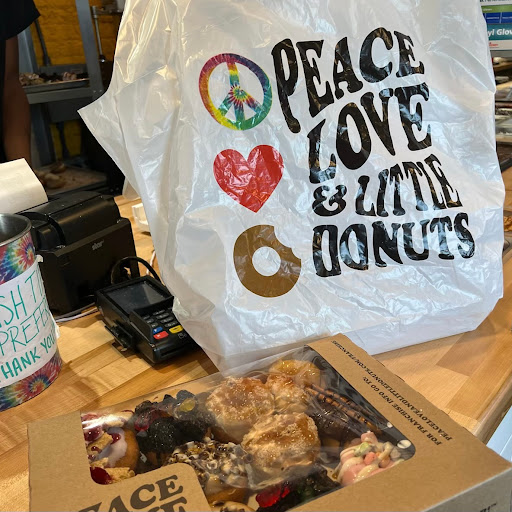 Donut Shop «Peace, Love and Little Donuts», reviews and photos, 2018 Smallman St, Pittsburgh, PA 15222, USA