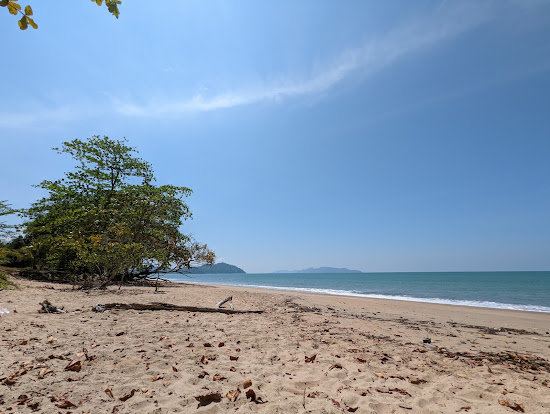 Hat Ao Khoei Beach