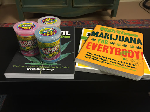 Tobacco Shop «The Higher Conscience Smoke Shop», reviews and photos, 16747 E Parkview Ave, Fountain Hills, AZ 85268, USA