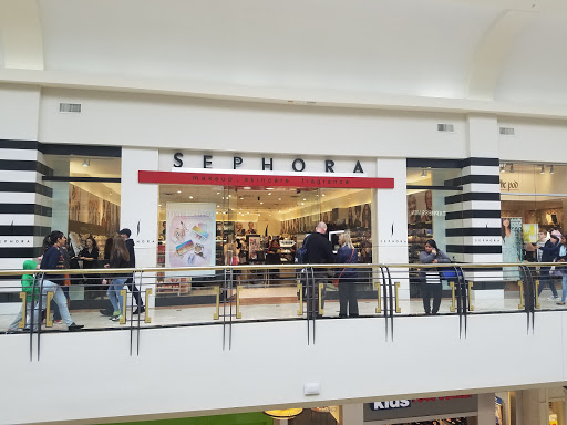 SEPHORA, 4325 Glenwood Ave, Raleigh, NC 27612, USA, 