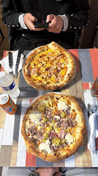 Plats et boissons du Pizzeria Basilico pizza à Meyzieu - n°17