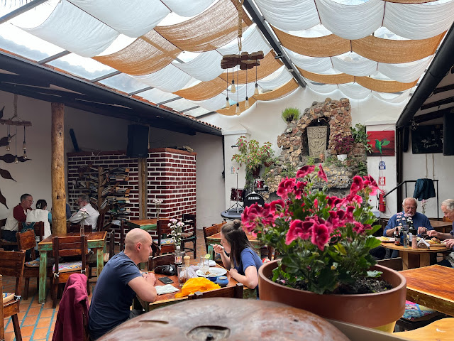 Hostal Yakumama by null