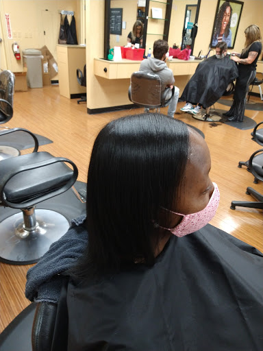 Hair Salon «SmartStyle Hair Salon», reviews and photos, 1800 N Main St, Shelbyville, TN 37160, USA