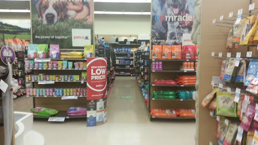 Pet Supply Store «Petco Animal Supplies», reviews and photos, 244 Pioneer Trail, Chaska, MN 55318, USA