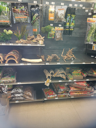 Pet Supply Store «Petco Animal Supplies», reviews and photos, 1704 US Hwy 27 S, Sebring, FL 33870, USA