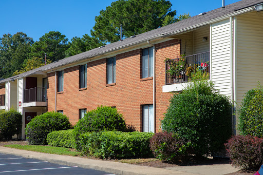 Willow Oaks Apartments