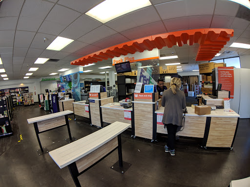 Print Shop «FedEx Office Print & Ship Center», reviews and photos, 702 Lincoln Ave, Napa, CA 94558, USA